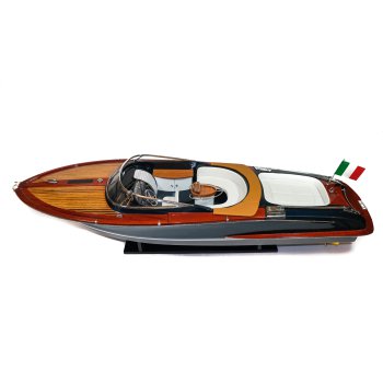 Model włoskiej łodzi motorowej Riva Aquariva Super - połączenie włoskiej legendy i najnowszych innowacji