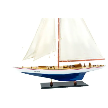 “Endeavour” - potężny, drewniany model jachtu legendy J-Class America's Cup z 1934